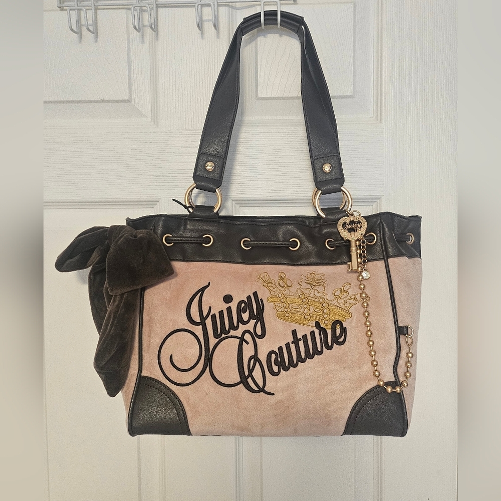 Juicy Couture | The Key To Juicy Tote  | Daydreamer